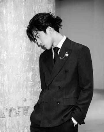 2018秋冬男士三大发型,从复古浪漫到硬朗 2018秋冬男士三大发型,从复古浪漫到硬朗