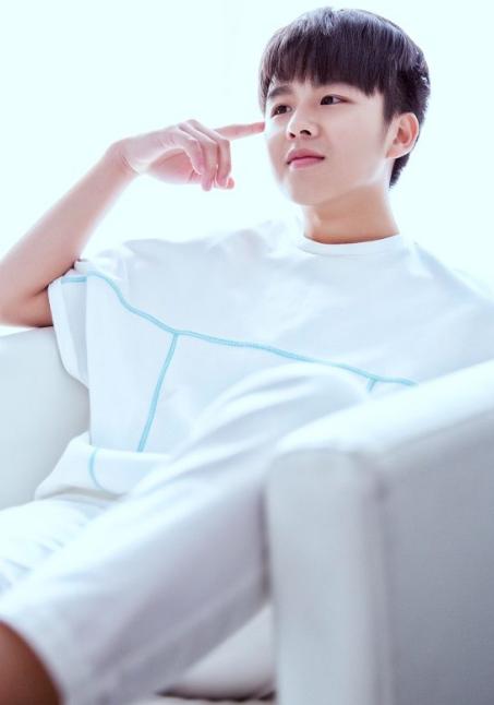 盘点94年出生的4位小鲜肉,我猜你只认识王嘉尔,全认识算你厉害 盘点94年出生的4位小鲜肉,我猜你只认识王嘉尔,全认识算你厉害