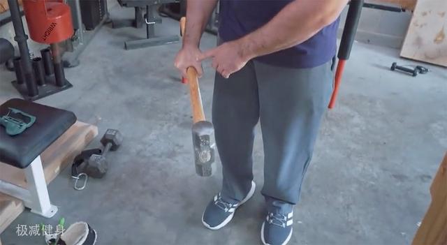 掰手腕比的是力气还是技巧,为什么肌肉比别人发达还会被血虐? 掰手腕比的是力气还是技巧,为什么肌肉比别人发达还会被血虐?