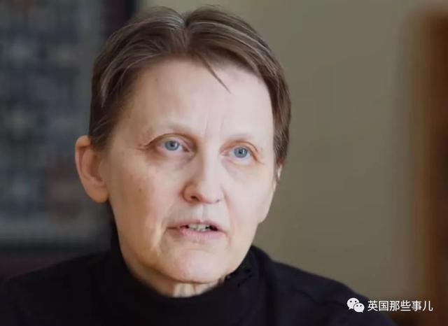 同性恋儿子因为出柜压力自杀,她最终成了守护LGBT的龙妈妈 同性恋儿子因为出柜压力自杀,她最终成了守护LGBT的龙妈妈