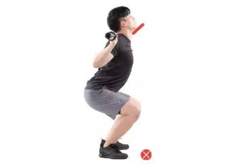 深蹲的5个常见问题!你真的做标准了吗? 深蹲的5个常见问题!你真的做标准了吗?