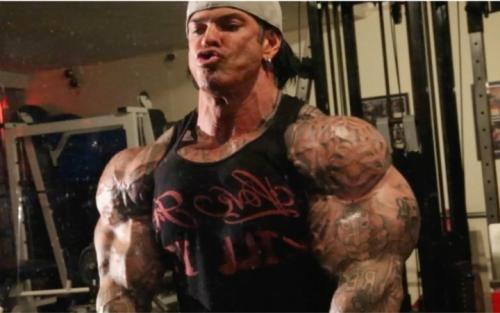 宽肩膀天生的?不,你可以改变这个练出宽肩膀! 宽肩膀天生的?不,你可以改变这个练出宽肩膀!