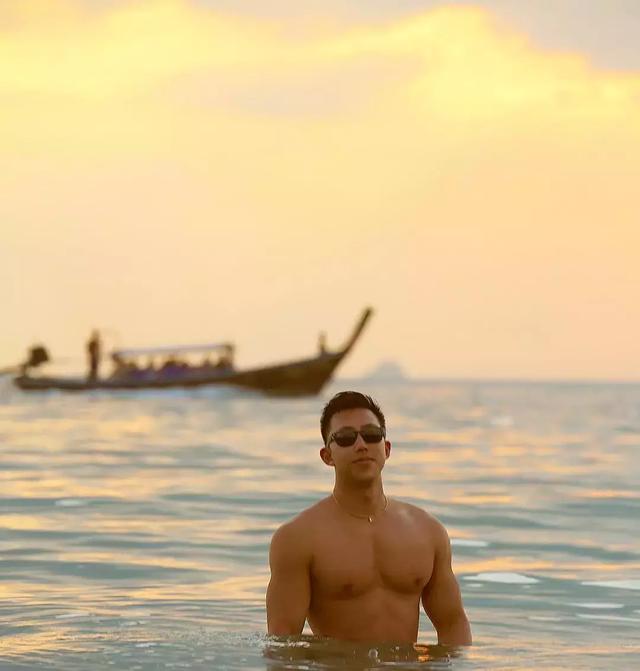 一名来自瑞士的亚裔 一名来自瑞士的亚裔