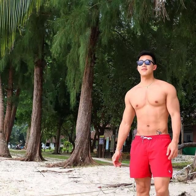 一名来自瑞士的亚裔 一名来自瑞士的亚裔