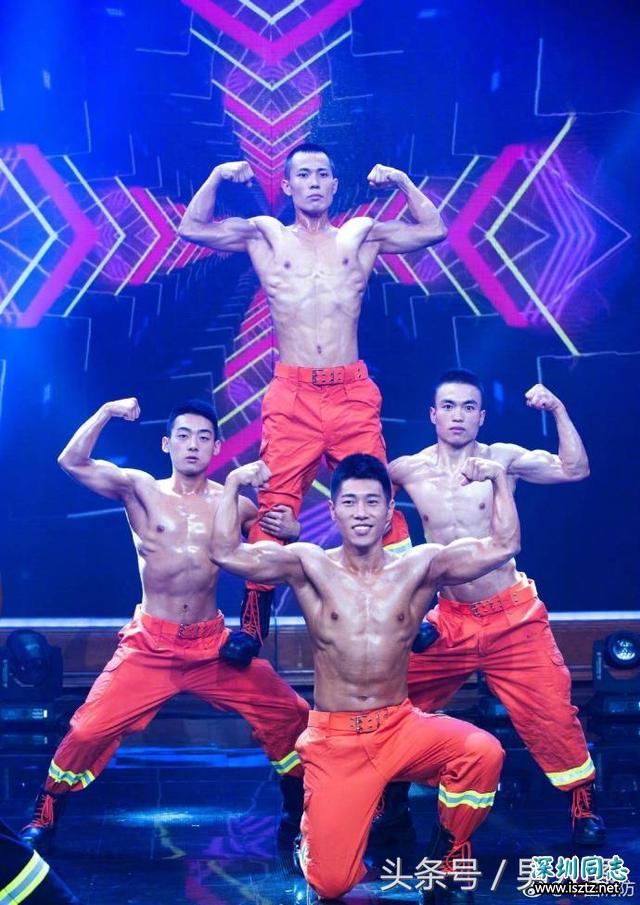 消防兵哥哥雄壮肌肉,带给人民安全感 消防兵哥哥雄壮肌肉,带给人民安全感