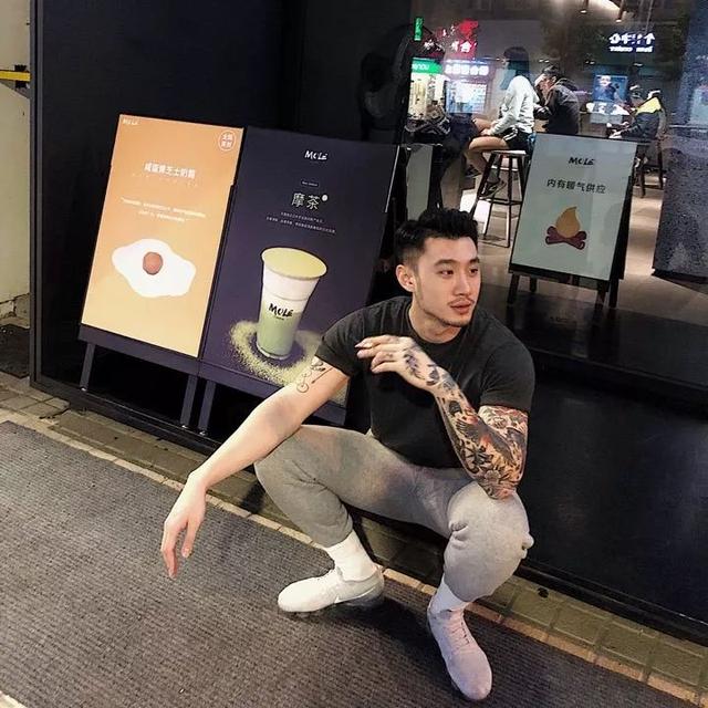 男人,健身前 VS 健身后,被帅到了! 男人,健身前 VS 健身后,被帅到了!