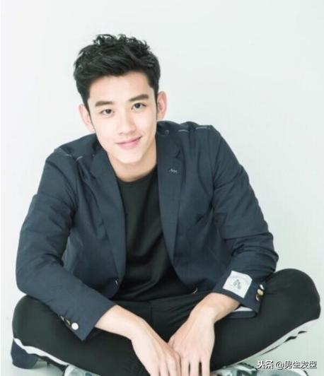 不要油头!适合年轻男生的4款“秋冬发型”你选哪个? 不要油头!适合年轻男生的4款“秋冬发型”你选哪个?