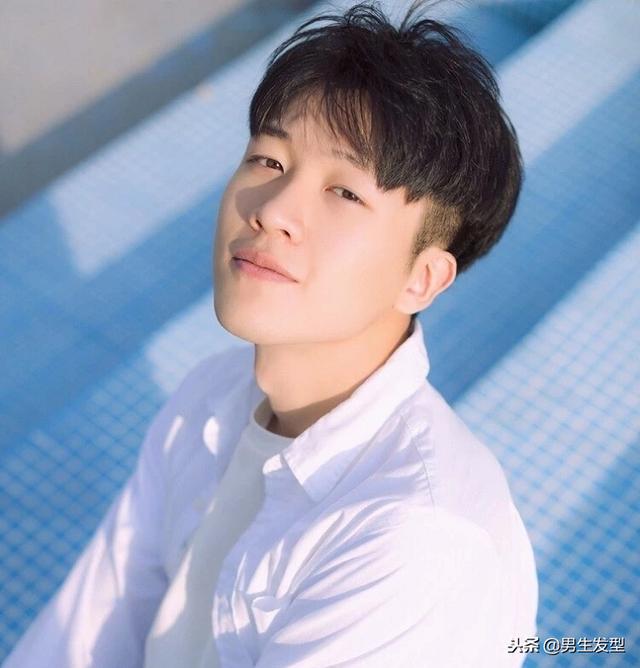 越看越帅的4款男生发型,你还不剪一个? 越看越帅的4款男生发型,你还不剪一个?