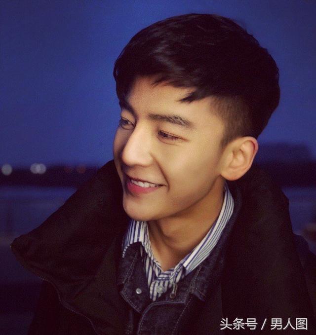 他是鲜嫩小哥哥,嫩的能掐出水来!来一组小哥哥图片 他是鲜嫩小哥哥,嫩的能掐出水来!来一组小哥哥图片