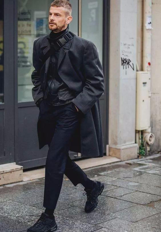 男士穿搭:这个冬天你需要一件高领毛衣 男士穿搭:这个冬天你需要一件高领毛衣