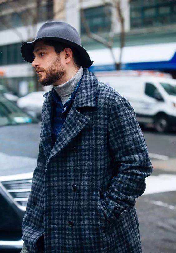 男士穿搭:这个冬天你需要一件高领毛衣 男士穿搭:这个冬天你需要一件高领毛衣