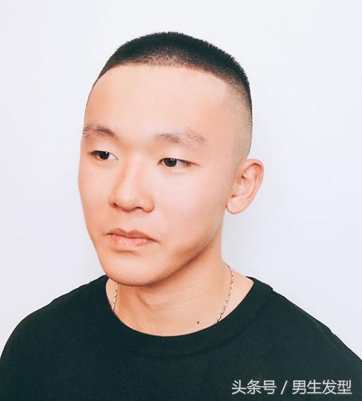 男生剪“三面光”发型才够帅,让你秒变潮男! 男生剪“三面光”发型才够帅,让你秒变潮男!