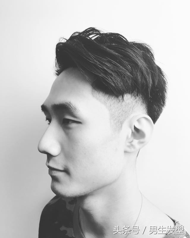 男生“两边铲”的发型叫什么?清爽又帅气! 男生“两边铲”的发型叫什么?清爽又帅气!