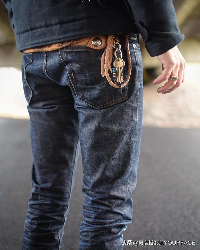 新年到来,新的一年男生穿工装风吧,这样搭配有型又保暖帅气 新年到来,新的一年男生穿工装风吧,这样搭配有型又保暖帅气