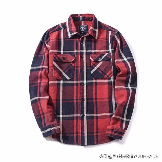 格子衬衫+牛仔裤+工装鞋+复古袜子,这样的工装搭配百看不厌 格子衬衫+牛仔裤+工装鞋+复古袜子,这样的工装搭配百看不厌