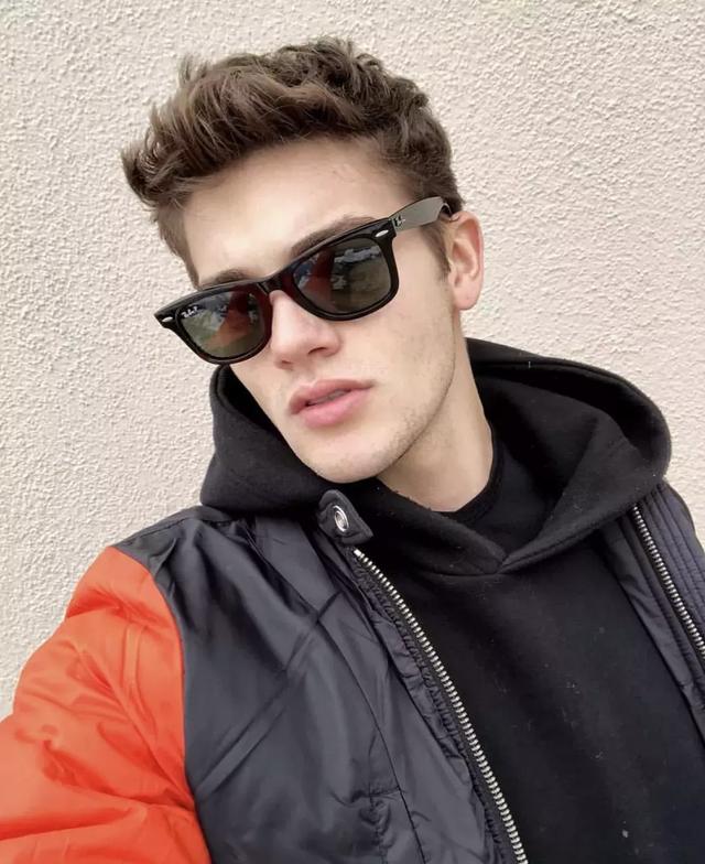 IG上非常热门的奥地利男模Peter Mairhofer,确实好看! IG上非常热门的奥地利男模Peter Mairhofer,确实好看!