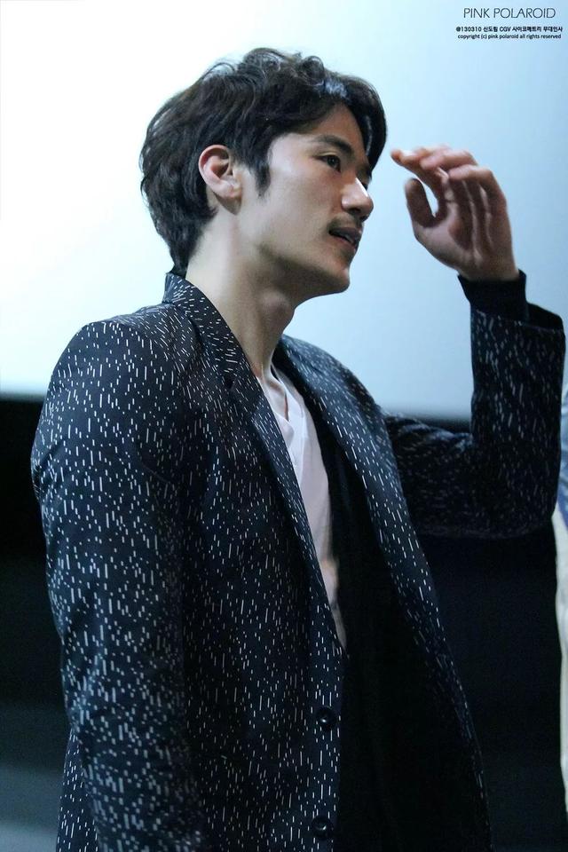 两个非常好看的韩国艺人,怎么就没火呢? 两个非常好看的韩国艺人,怎么就没火呢?