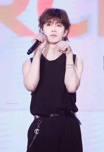 2019最火的发型?非“鲻鱼头”莫属 2019最火的发型?非“鲻鱼头”莫属