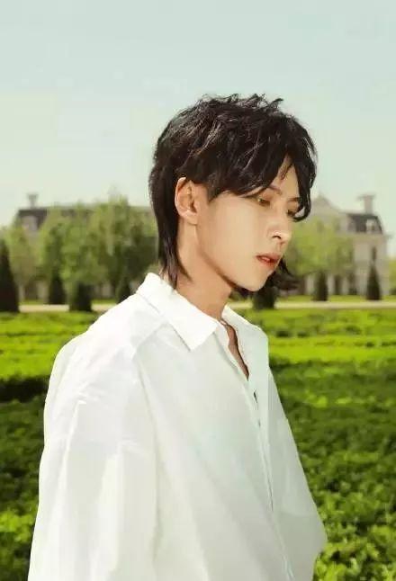 2019最火的发型?非“鲻鱼头”莫属 2019最火的发型?非“鲻鱼头”莫属