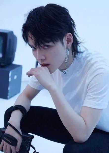 2019最火的发型?非“鲻鱼头”莫属 2019最火的发型?非“鲻鱼头”莫属