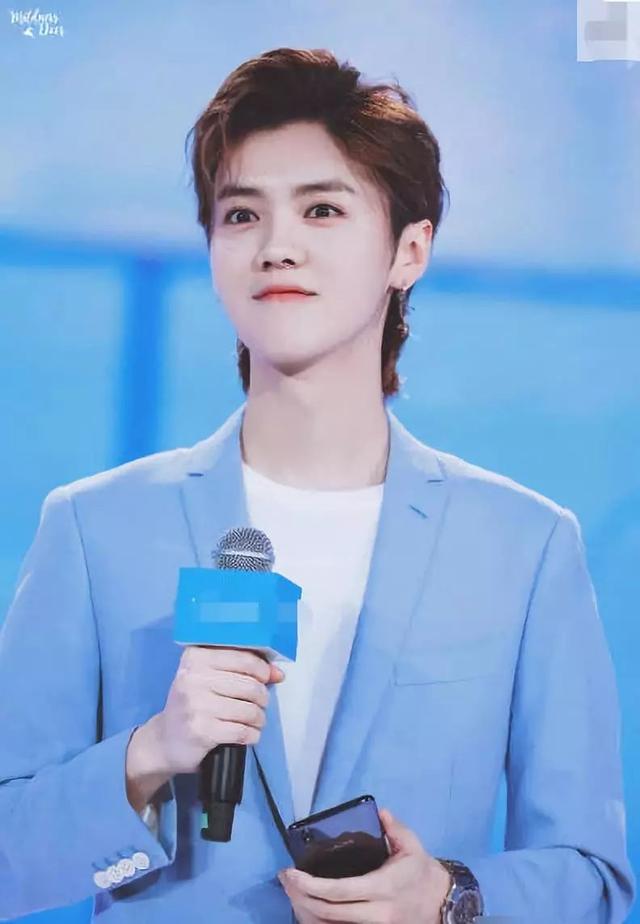 2019最火的发型?非“鲻鱼头”莫属 2019最火的发型?非“鲻鱼头”莫属