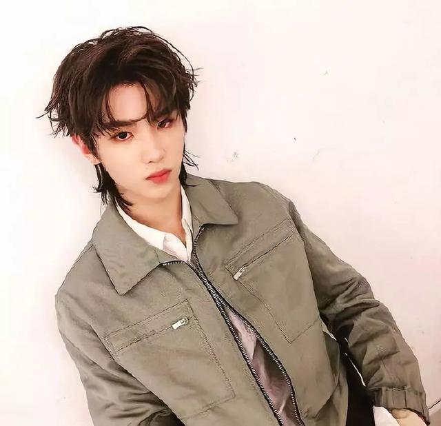 2019最火的发型?非“鲻鱼头”莫属 2019最火的发型?非“鲻鱼头”莫属