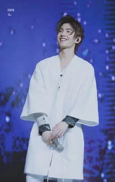 2019最火的发型?非“鲻鱼头”莫属 2019最火的发型?非“鲻鱼头”莫属