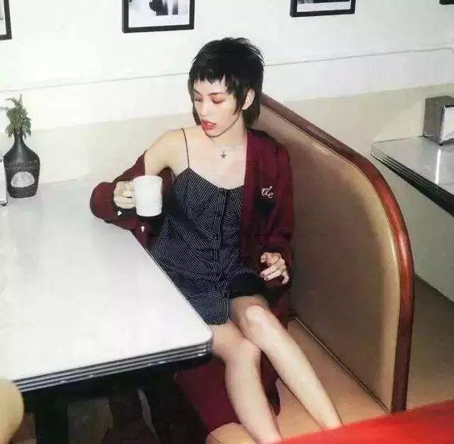 2019最火的发型?非“鲻鱼头”莫属 2019最火的发型?非“鲻鱼头”莫属