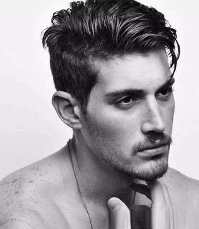 2019男士流行发型,男生不喜后2款,而女生却很痴迷 2019男士流行发型,男生不喜后2款,而女生却很痴迷