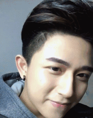 男生从丑变帅,果然发型决定颜值! 男生从丑变帅,果然发型决定颜值!