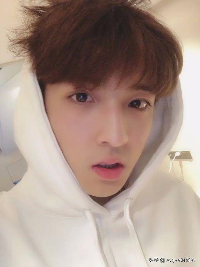 都奔二了,你去理发店还在说“两边剪短”?19年男士发型指南 都奔二了,你去理发店还在说“两边剪短”?19年男士发型指南