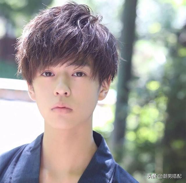 男生日系清新发型推荐,文艺范十足! 男生日系清新发型推荐,文艺范十足!