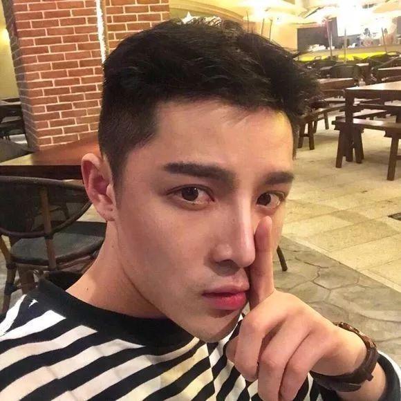 适合亚洲男士的发型推荐!让姑娘看了走不动步 适合亚洲男士的发型推荐!让姑娘看了走不动步