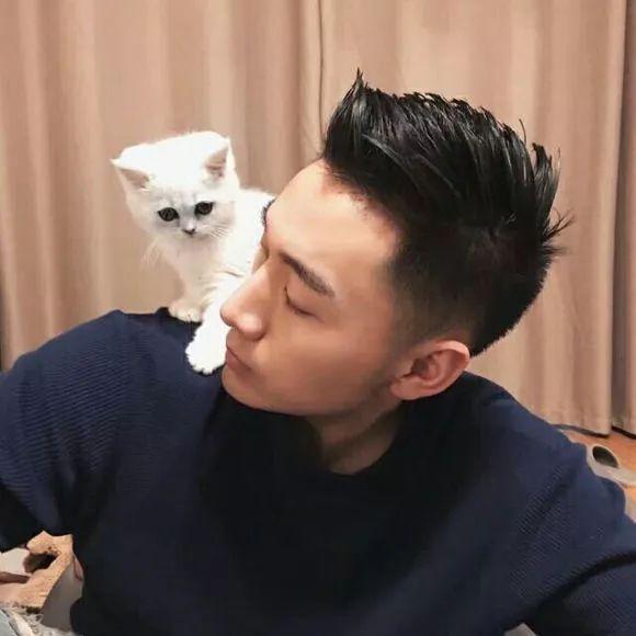 适合亚洲男士的发型推荐!让姑娘看了走不动步 适合亚洲男士的发型推荐!让姑娘看了走不动步