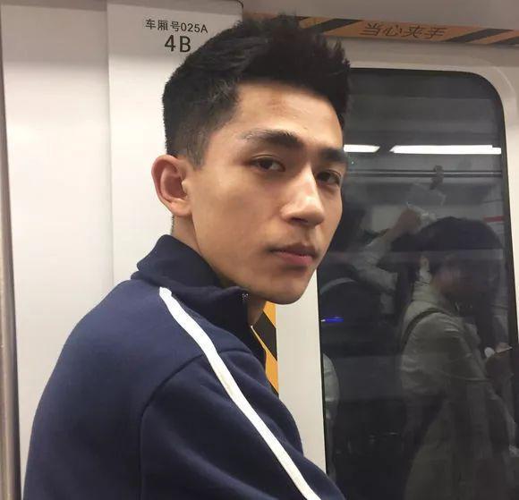 适合亚洲男士的发型推荐!让姑娘看了走不动步 适合亚洲男士的发型推荐!让姑娘看了走不动步