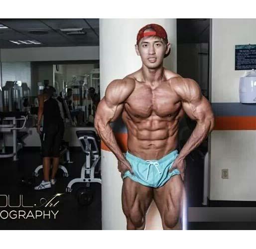 韩国肌肉男明星图片 拒绝娘炮 韩国肌肉男明星图片 拒绝娘炮