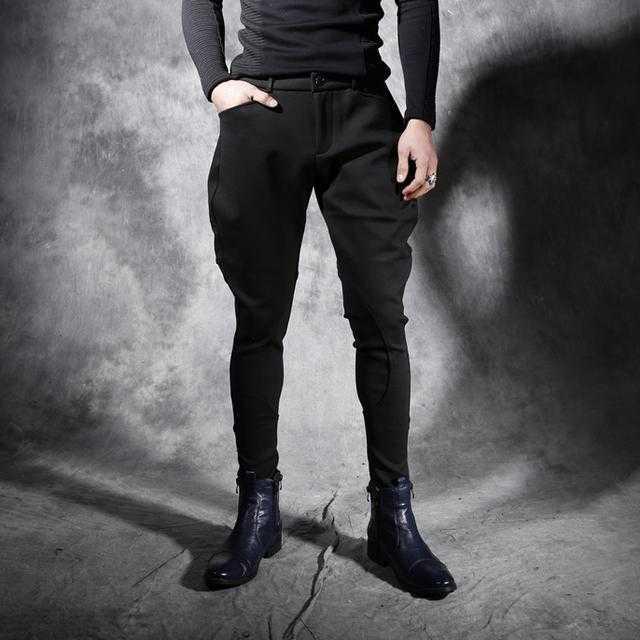 时髦束腿裤,上身效果很有范儿穿出时尚感 时髦束腿裤,上身效果很有范儿穿出时尚感