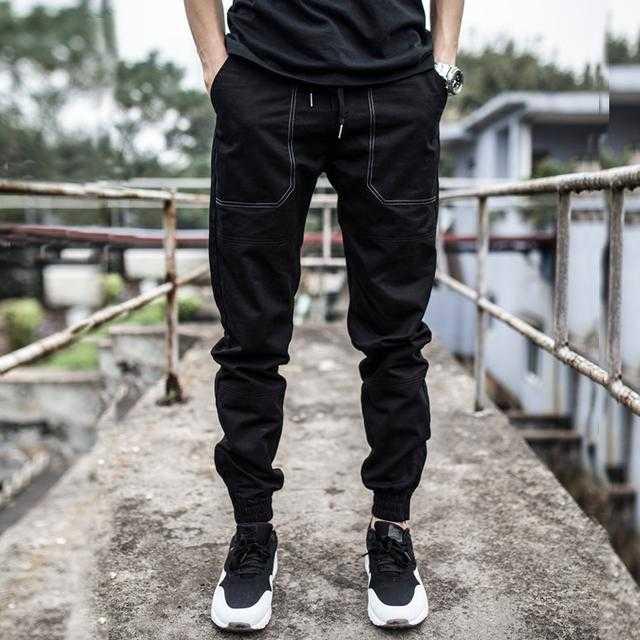 时髦束腿裤,上身效果很有范儿穿出时尚感 时髦束腿裤,上身效果很有范儿穿出时尚感