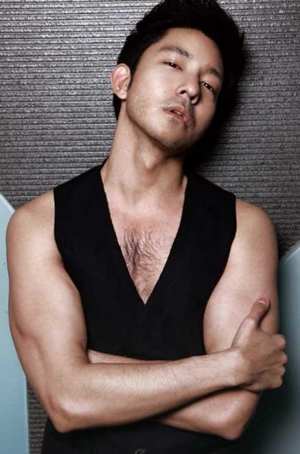 立威廉肌肉照 大显性感腹肌迷人肌肉 立威廉肌肉照 大显性感腹肌迷人肌肉