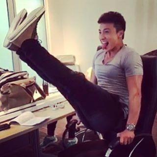 方力申和Stephy分手5个月,化悲愤为力量,变身肌肉男 方力申和Stephy分手5个月,化悲愤为力量,变身肌肉男