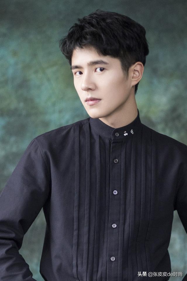 刘昊然:你喜欢的少年模样,他都有…… 刘昊然:你喜欢的少年模样,他都有……