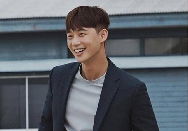 悉尼街头最靓丽的崽!朴叙俊最新大片再现《金秘书》副会长风采 悉尼街头最靓丽的崽!朴叙俊最新大片再现《金秘书》副会长风采