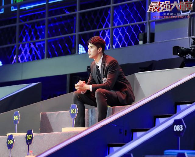 新一季最强大脑首播!同济大学博士张艺帅吸粉无数!高颜值学霸! 新一季最强大脑首播!同济大学博士张艺帅吸粉无数!高颜值学霸!