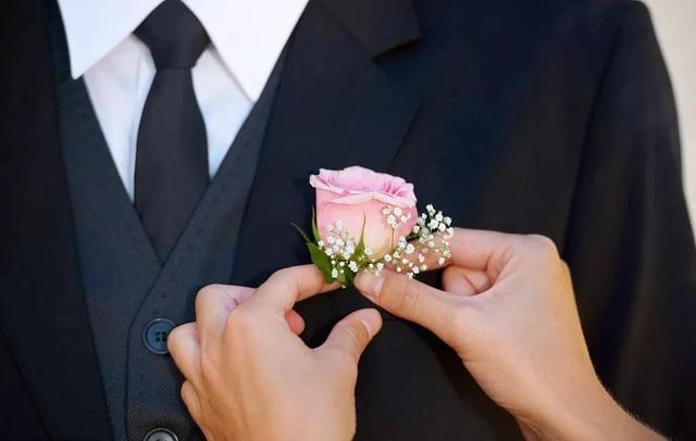 年轻人,比起精英人士你更需要一套定制西装! 年轻人,比起精英人士你更需要一套定制西装!