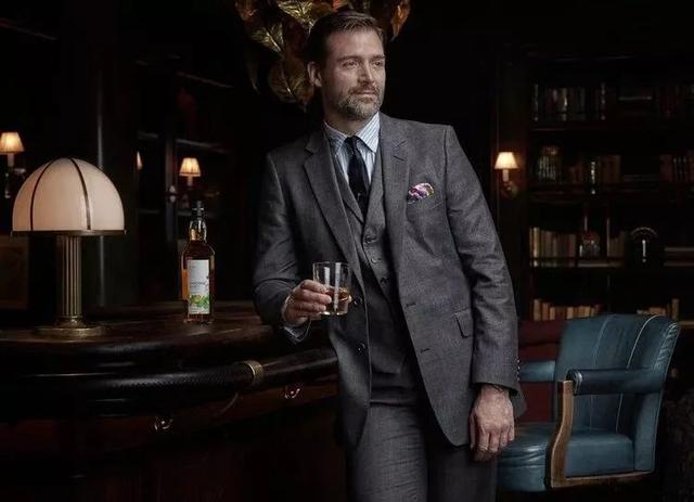 有男人的野心,为什么需要一套西服加持? 有男人的野心,为什么需要一套西服加持?