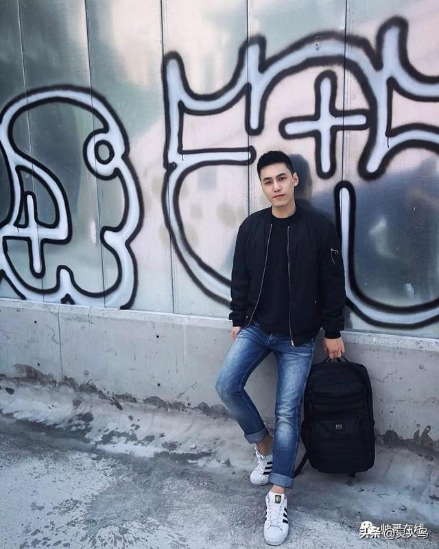 地铁小哥神似“钟汉良”!人畜无害的小肌肉男模清新又舒服! 地铁小哥神似“钟汉良”!人畜无害的小肌肉男模清新又舒服!