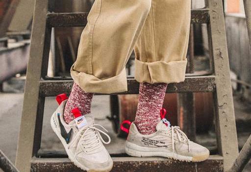 男人袜子的穿搭讲究,是根据裤子而非鞋子搭 男人袜子的穿搭讲究,是根据裤子而非鞋子搭
