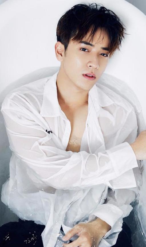 男生皮肤太粗糙,学会4点男士洗脸妙招,转身变男神 男生皮肤太粗糙,学会4点男士洗脸妙招,转身变男神