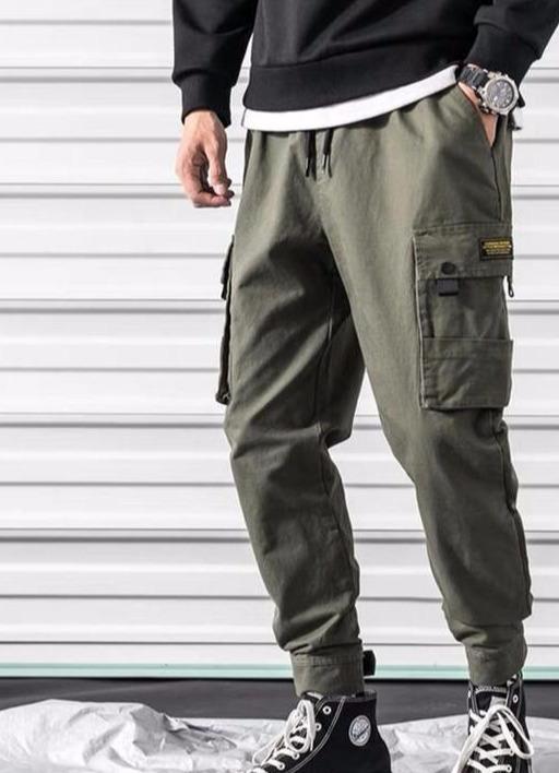 男生想要显高又帅气?几种休闲裤穿搭要了解! 男生想要显高又帅气?几种休闲裤穿搭要了解!