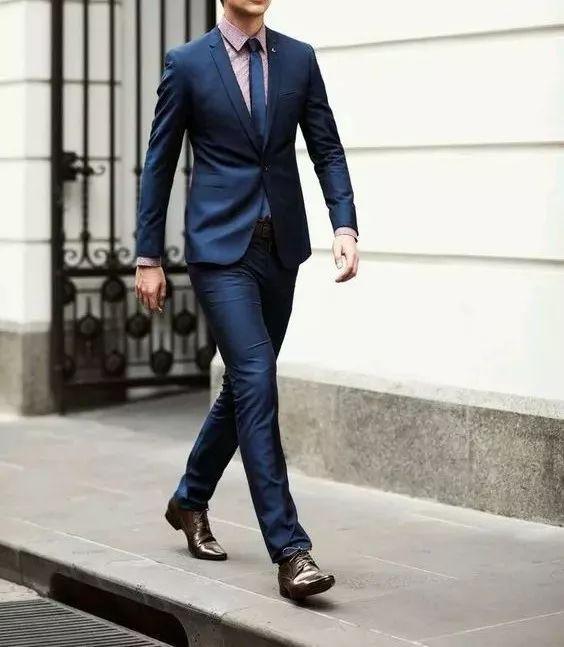 西裤正式场合怎么穿?选对版型是关键! 西裤正式场合怎么穿?选对版型是关键!